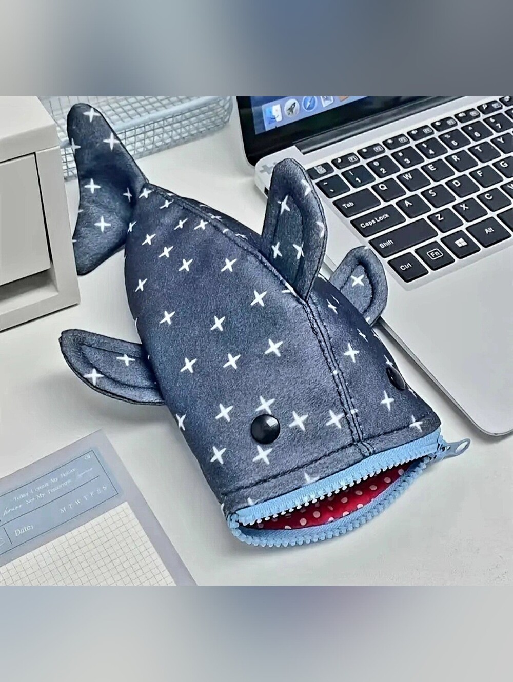 Shark Coin Purse Pouch in Navy with White X Pattern - Picture 4 of 6